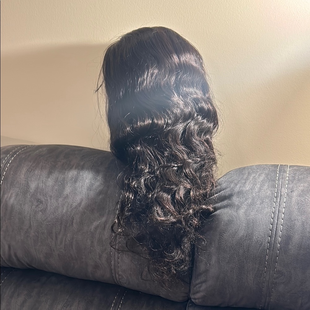 Luxurious Dark Brown Wavy Hair Wig